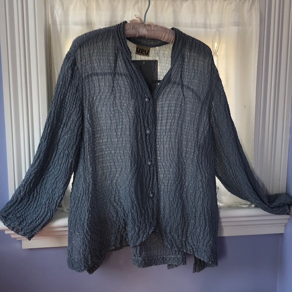URU textured silk button down blouse NWT